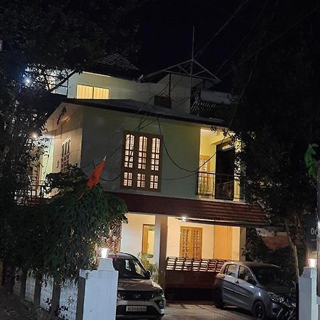 Oriole Homestay Thekkady Exterior foto